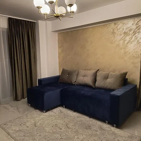 Modern Coresi 아파트