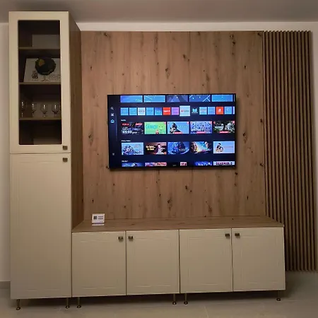 Modern Coresi 브라쇼브